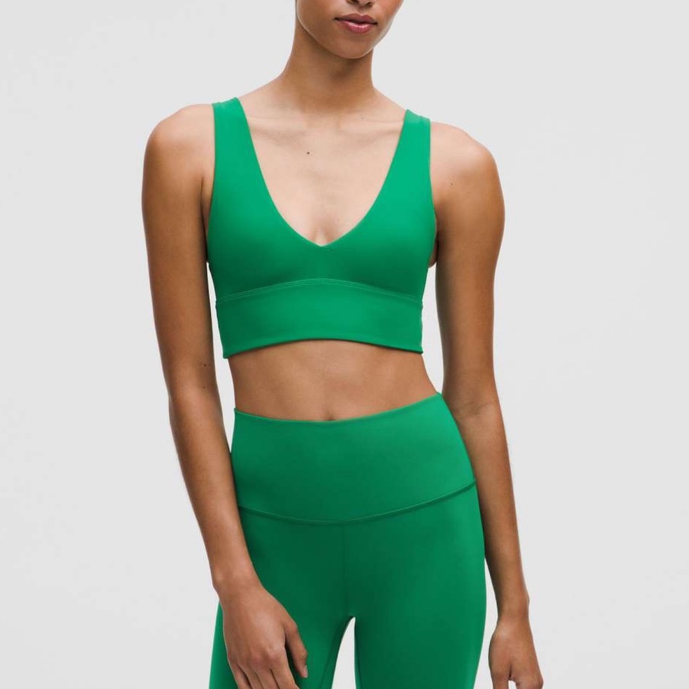 NWT green Lululemon sports bra